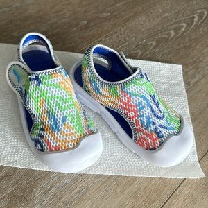 Li-Ning kids sandal with soft sole and toe protection